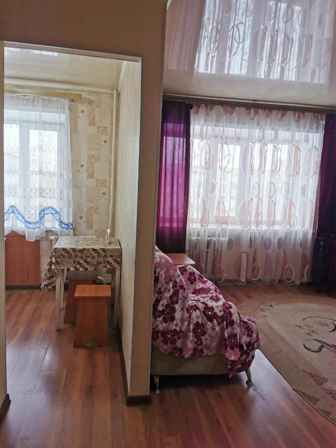 1 Комн Апартаменты В Центре Рядом С Парком Kostanay Exterior photo
